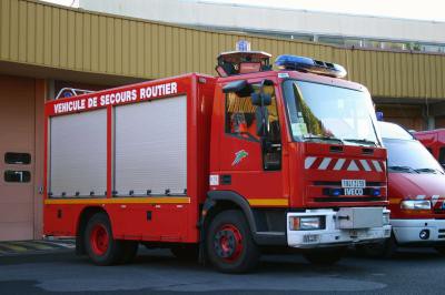 vehicule secours routier